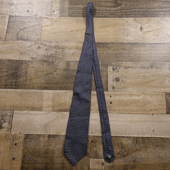 Hugo Boss Silk Tie Made in Italy Navy Blue Basketweave Pattern - Picture 1 of 6